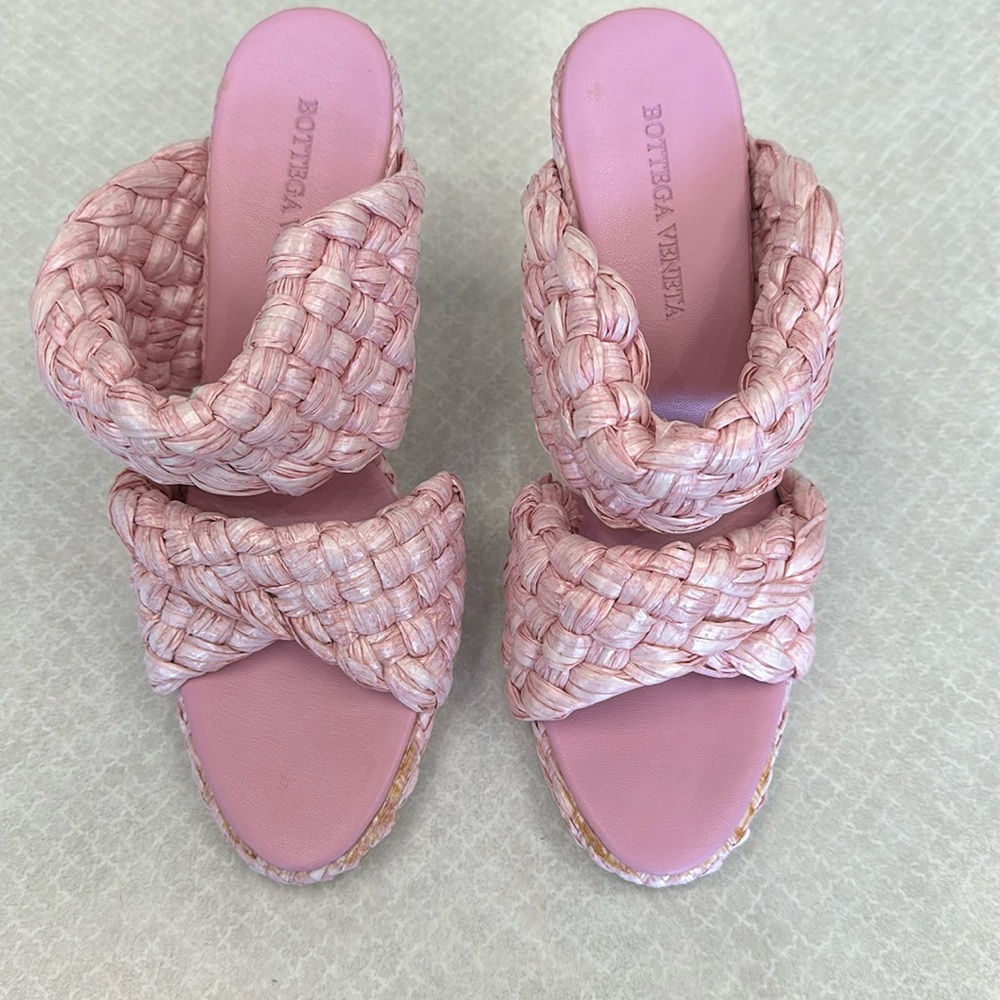 Bottega Veneta